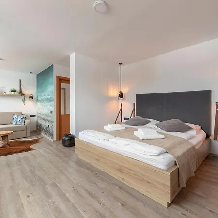 Tabor Bed & Breakfast 3*