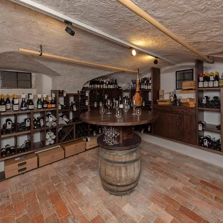 Bed & Breakfast Tabor Naklo