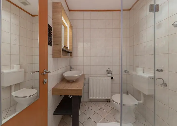 Tabor فندق مبيت وإفطار 3*