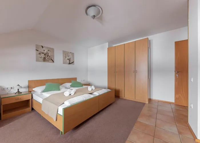 فندق مبيت وإفطار Tabor